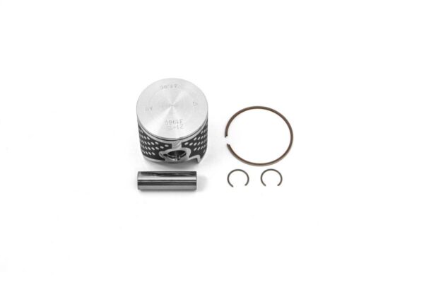 PISTON KIT 24447GH