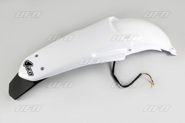 FENDER RR W LED YZ WH