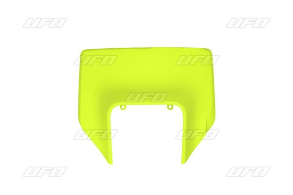 HEADLGHT PLAST HVA 20 FL YE
