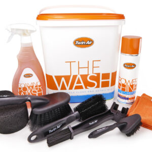 CLEANING KIT THE WASH