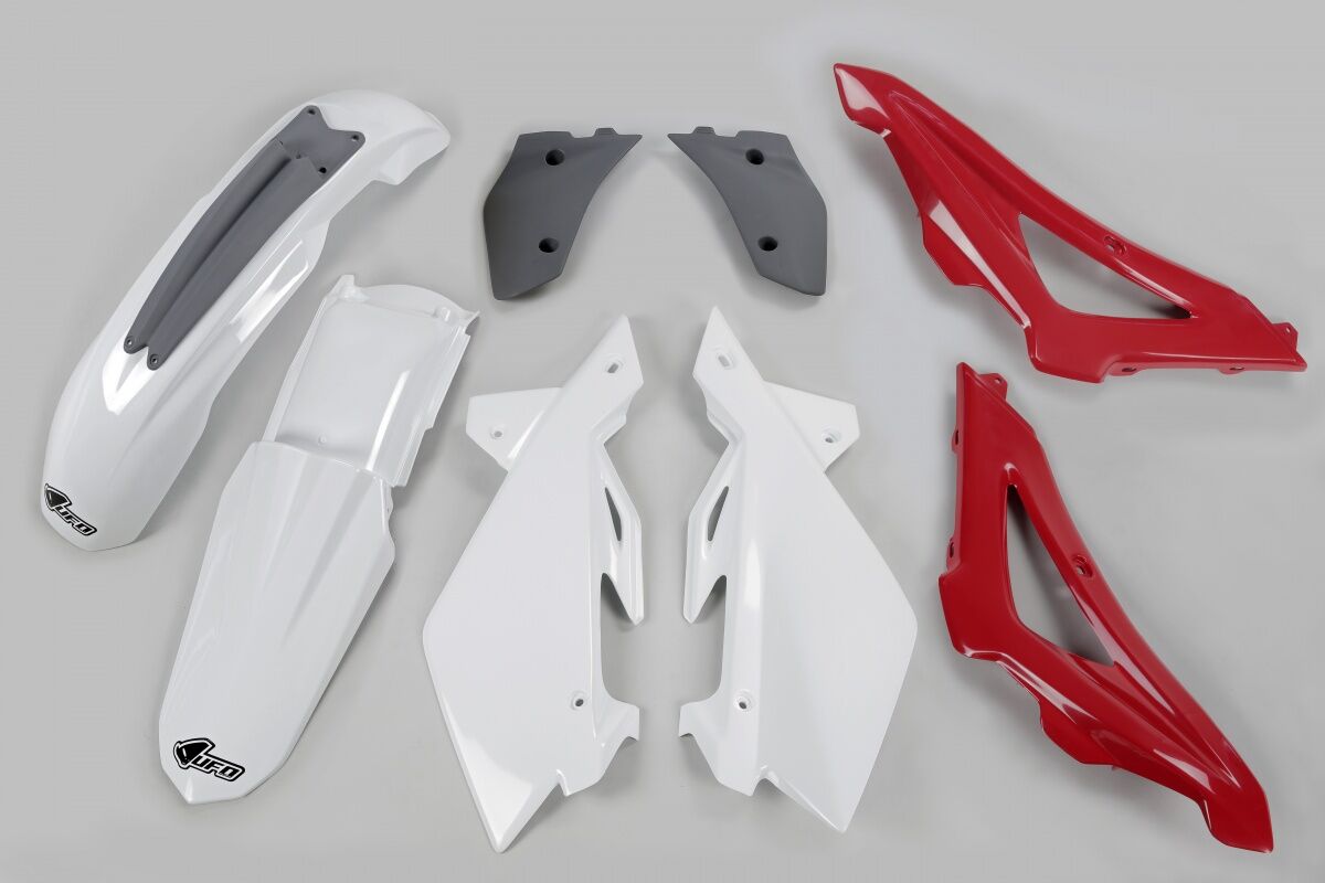Plastikud 06-08 husq cr 2t oe