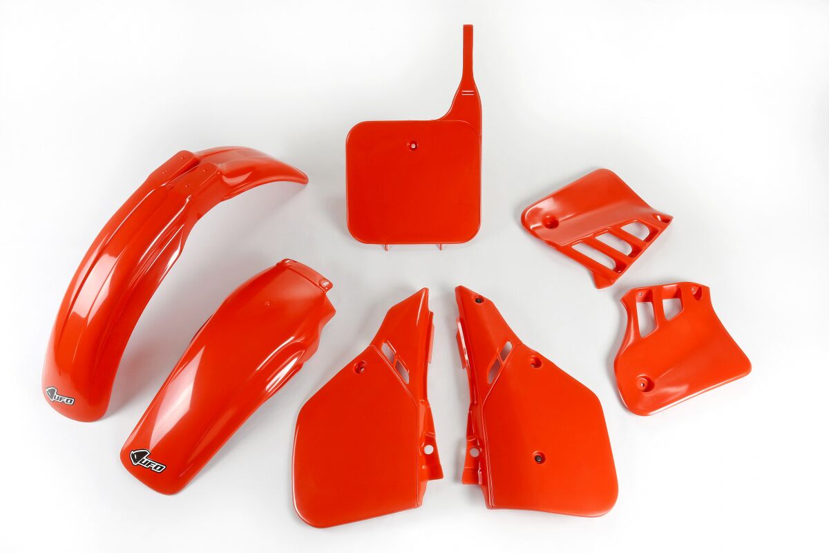 Plastikud cr125 87-88 oe87