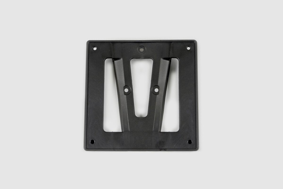 License plate tugi blk