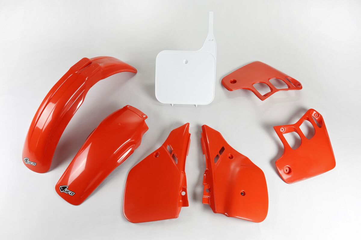 Plastikud cr125 89-90 oe90