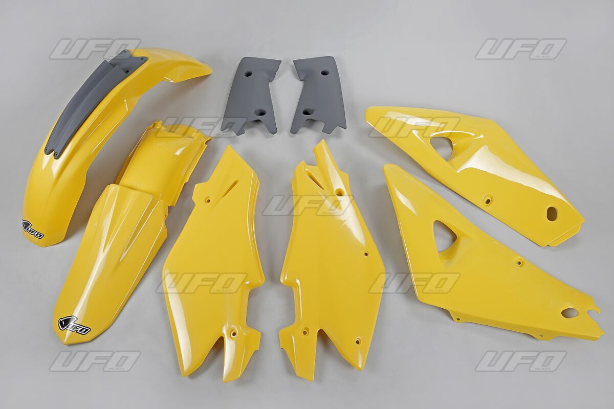 Plastikud 05 husq cr 2t oe